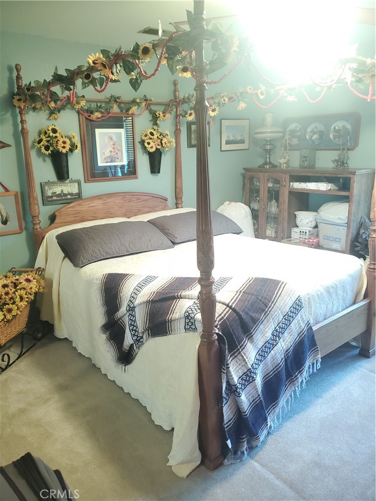 https://media.crmls.org/medias/fd2e309c-bb05-4372-ba18-1d731bbefa76.jpg?preset=X-Large