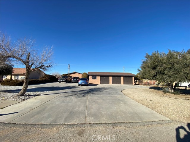 Detail Gallery Image 3 of 9 For 21010 Sitting Bull Rd #3,  Apple Valley,  CA 92308 - 2 Beds | 1 Baths