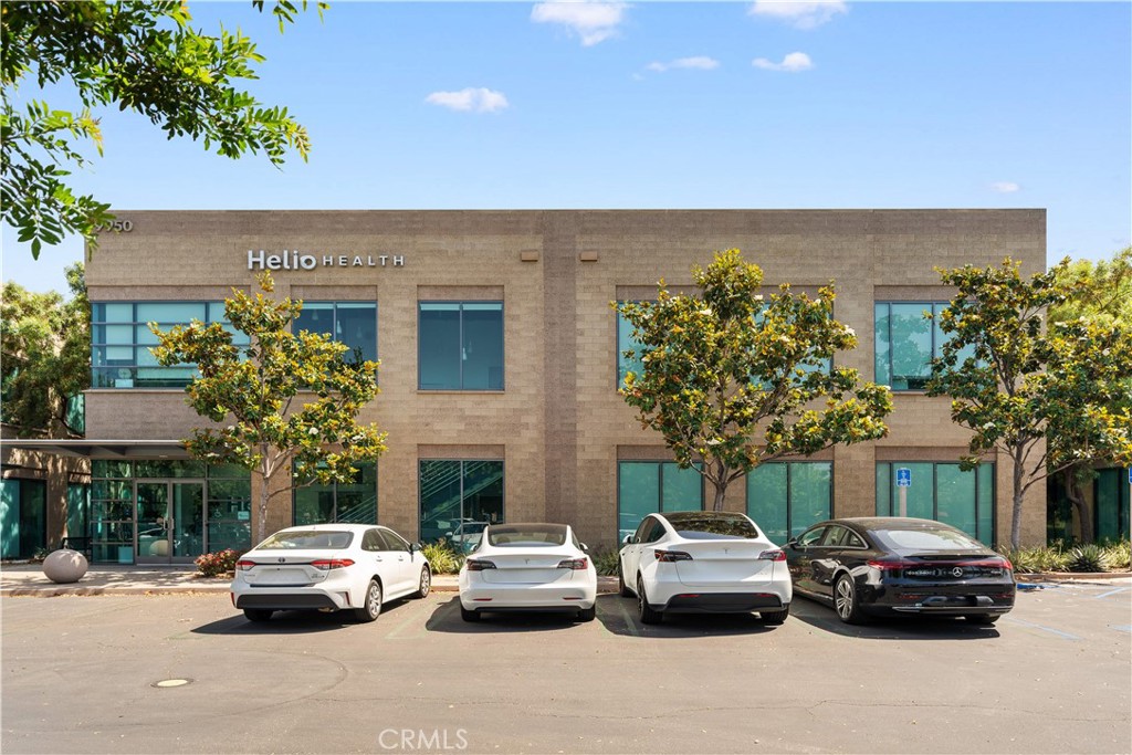 MLS #OC25143028 img 28