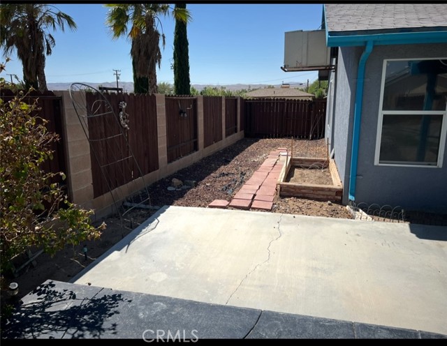 432 Vista Street, Ridgecrest CA: https://media.crmls.org/medias/fd304bb0-75a8-40c9-9207-0f8476181e16.jpg