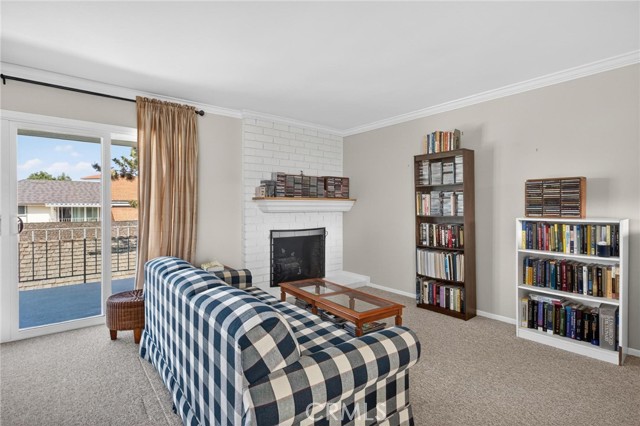 Detail Gallery Image 8 of 38 For 22679 Nadine Cir #B,  Torrance,  CA 90505 - 2 Beds | 1/1 Baths