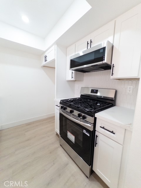 12601 Van Nuys, 209 photo 9
