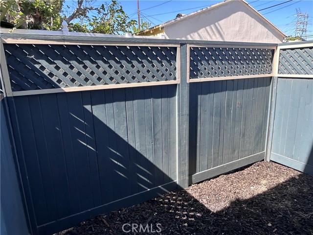 5636 Willowcrest Avenue, North Hollywood CA: https://media.crmls.org/medias/fd3232be-8ba3-4f90-96f4-ccbc33a1d174.jpg