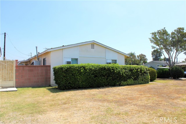 10281 Elmore Avenue, Whittier CA: https://media.crmls.org/medias/fd33b42b-ee65-420f-8f74-54cb4fd181bd.jpg