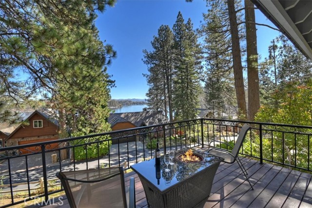 Detail Gallery Image 44 of 49 For 28065 Peninsula, Lake Arrowhead,  CA 92352 - 4 Beds | 3/1 Baths