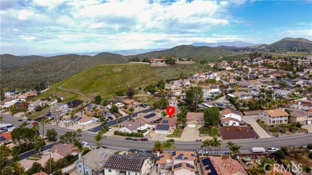 Detail Gallery Image 27 of 32 For 28970 Vacation, Canyon Lake,  CA 92587 - 4 Beds | 2 Baths