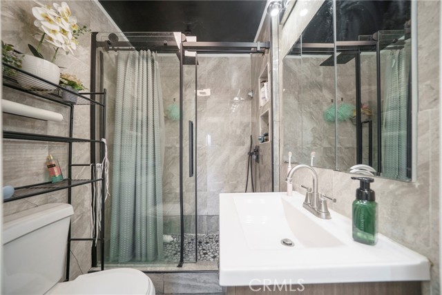 Detail Gallery Image 19 of 25 For 1522 W 58th Pl, Los Angeles,  CA 90047 - 3 Beds | 1 Baths