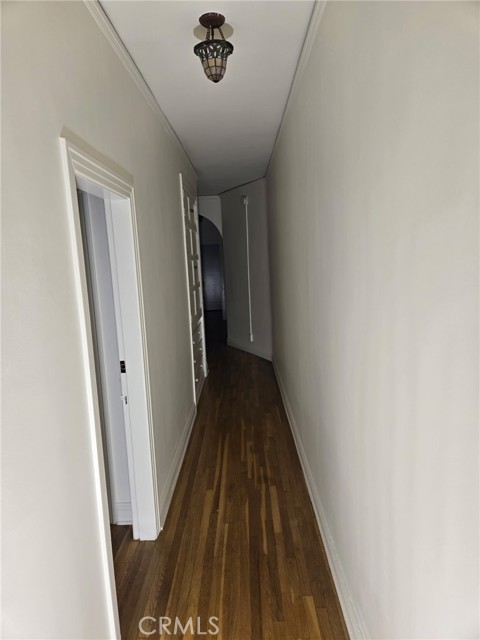 Detail Gallery Image 5 of 27 For 1731 Winona, Hollywood,  CA 90027 - 2 Beds | 1 Baths