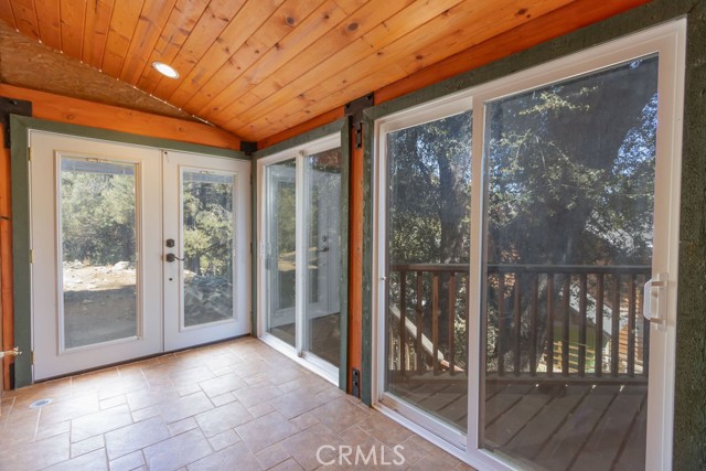 2208 Bernina, Pine Mountain Club CA: https://media.crmls.org/medias/fd3541d9-251d-4704-a44e-95342ccede3d.jpg