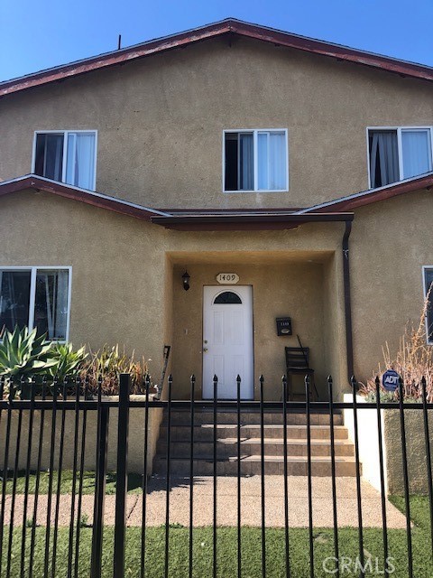 1409 West 84th Place, Los Angeles, CA 90047