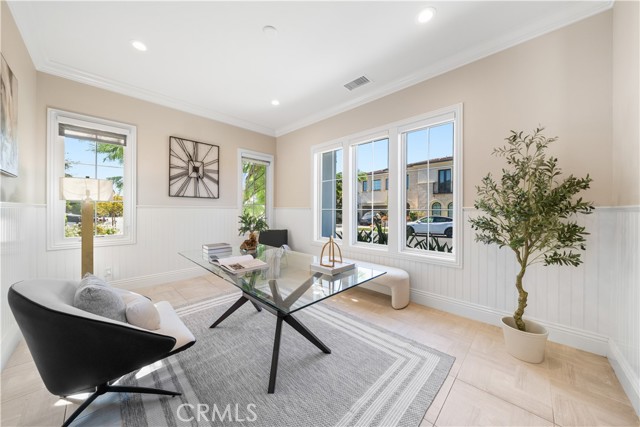 Detail Gallery Image 4 of 67 For 57 Kite, Irvine,  CA 92618 - 5 Beds | 5/1 Baths