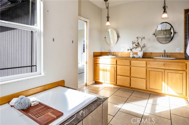 Detail Gallery Image 23 of 47 For 19857 Mountain, Hidden Valley Lake,  CA 95467 - 3 Beds | 3/1 Baths