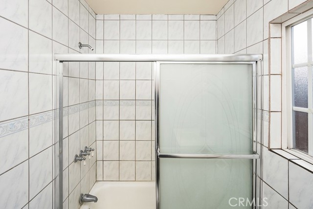 Detail Gallery Image 18 of 44 For 10933 Sampson Ave, Lynwood,  CA 90262 - 3 Beds | 2 Baths