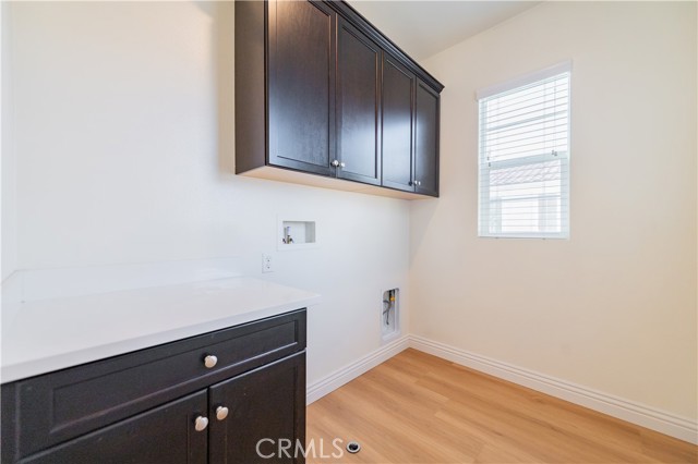 Detail Gallery Image 6 of 22 For 8687 Festival, Chino,  CA 91708 - 4 Beds | 3/1 Baths