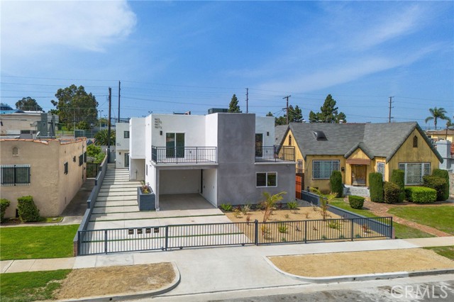 Detail Gallery Image 1 of 21 For 9613 S Hobart Bld, Los Angeles,  CA 90047 - – Beds | – Baths