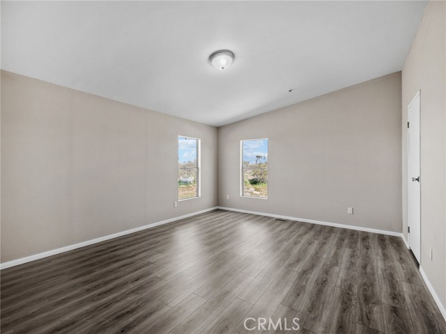 Detail Gallery Image 8 of 26 For 3168 Mcmillan, Phelan,  CA 92371 - 3 Beds | 2 Baths