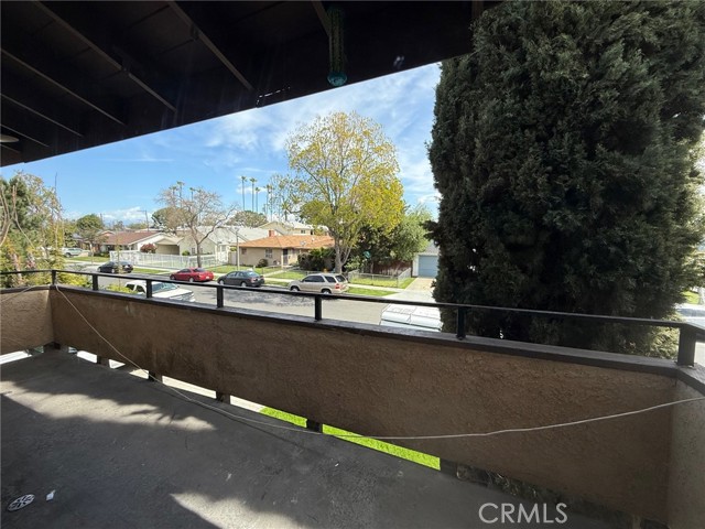 Detail Gallery Image 2 of 12 For 419 E Sycamore St #D,  Anaheim,  CA 92805 - 2 Beds | 1/1 Baths