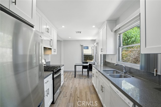 10416 Fairgrove, Tujunga CA: https://media.crmls.org/medias/fd3a565d-5774-4418-a642-1c00307c10fa.jpg