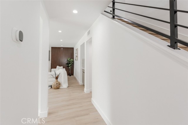 17101 Dearborn Street, Northridge CA: https://media.crmls.org/medias/fd3ac6b6-bf8f-485c-a77e-209bd2b6f08a.jpg