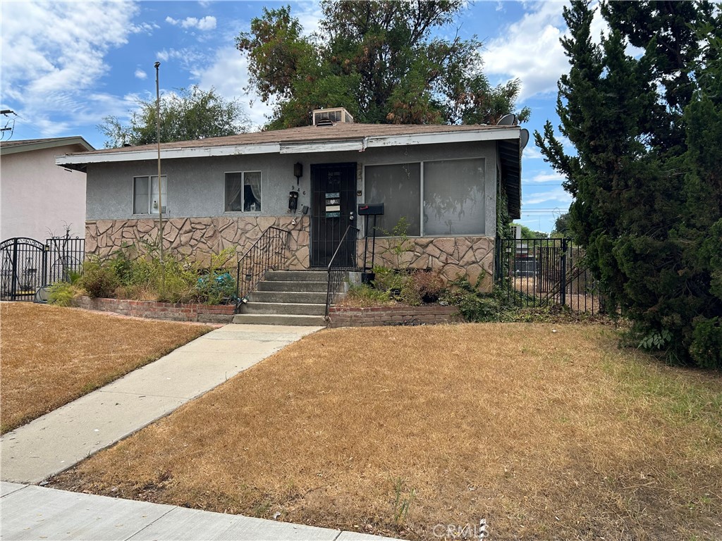946 Cedar Street