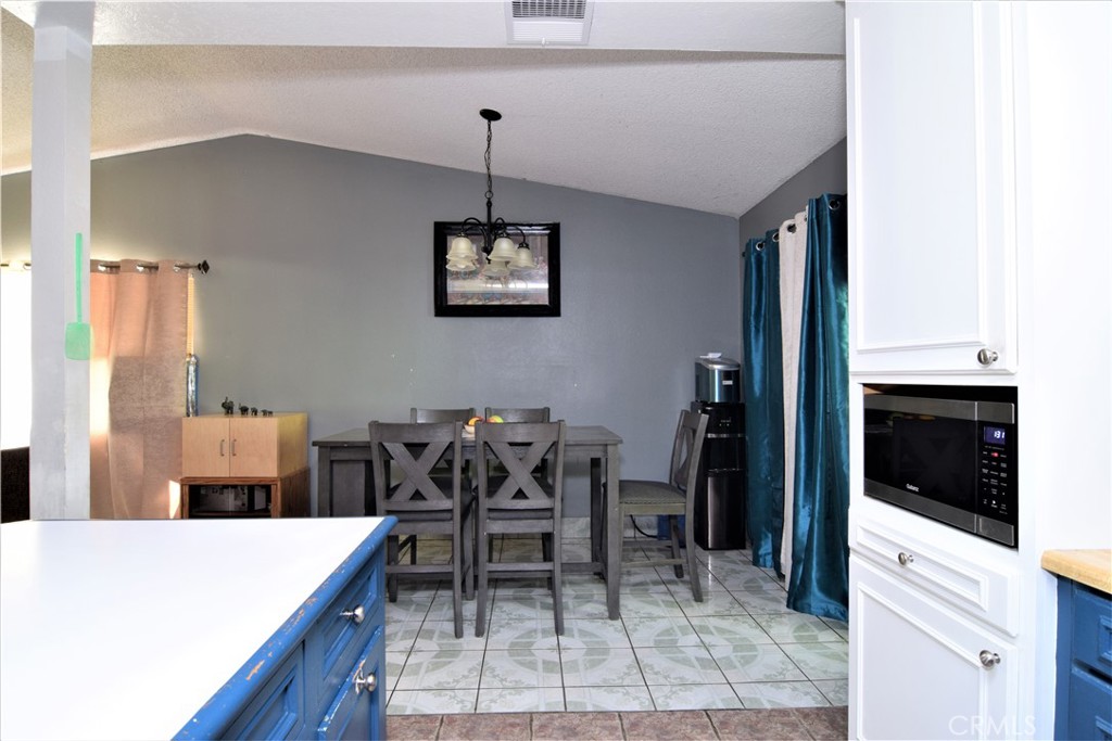 MLS #SR25252356 image #9