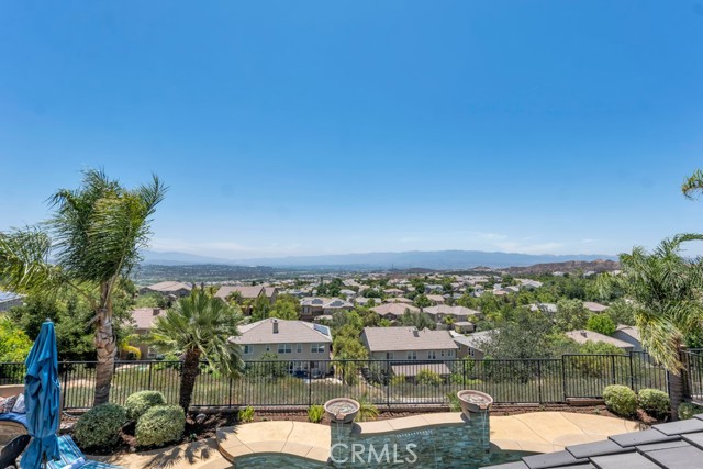 24234 Reyes Adobe Way, Valencia CA: https://media.crmls.org/medias/fd3c702f-aa25-491c-860a-fb0447cc6869.jpg