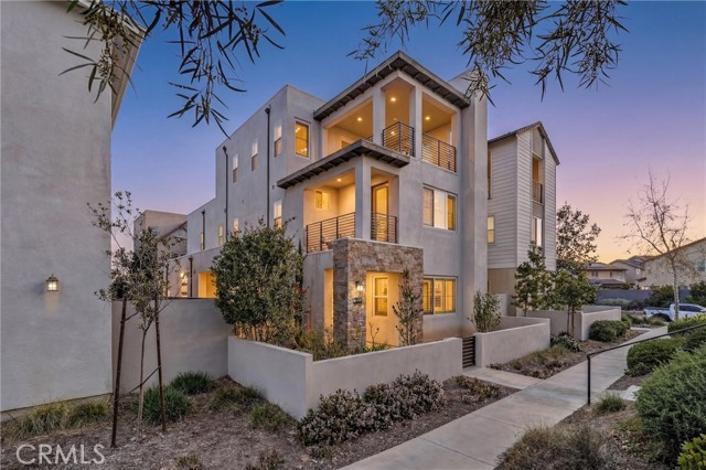 Front Image Thumbnail for CROC26045101