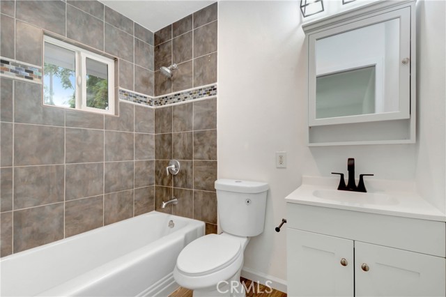 Detail Gallery Image 3 of 4 For 3561 Russell St #2,  Riverside,  CA 92501 - 1 Beds | 1 Baths