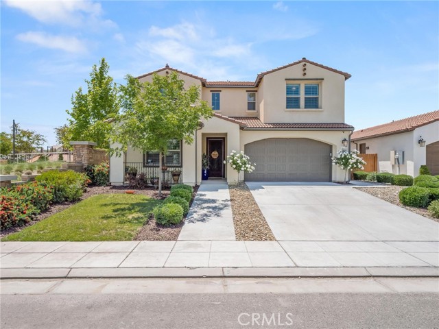 Detail Gallery Image 1 of 51 For 428 Expedition Way, Madera,  CA 93636 - 4 Beds | 3/1 Baths