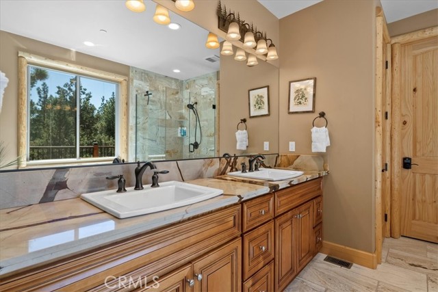 Image 14 of 45 For 1020 Heritage Trail