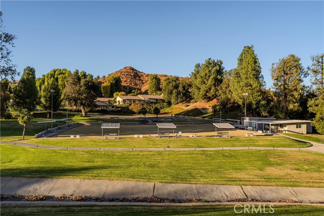 Detail Gallery Image 35 of 50 For 19204 Avenue of the Oaks #E,  Newhall,  CA 91321 - 2 Beds | 2 Baths