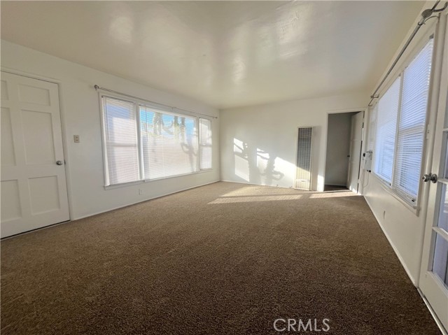 Detail Gallery Image 5 of 19 For 911 Park Ave, Calimesa,  CA 92320 - 2 Beds | 1 Baths