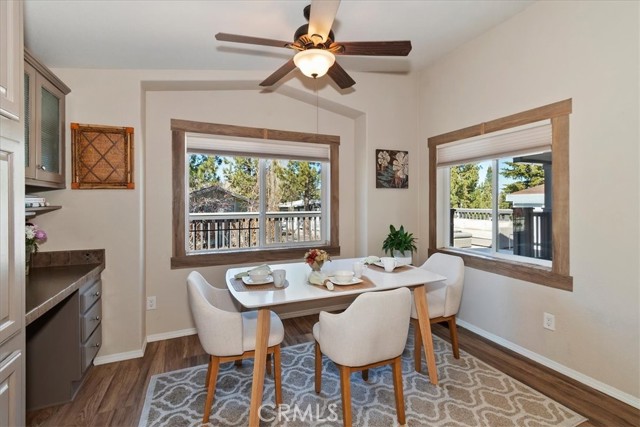 391 Montclair Dr, Big Bear City CA: https://media.crmls.org/medias/fd3f7583-909e-4d00-9ec5-8a7452f195ae.jpg