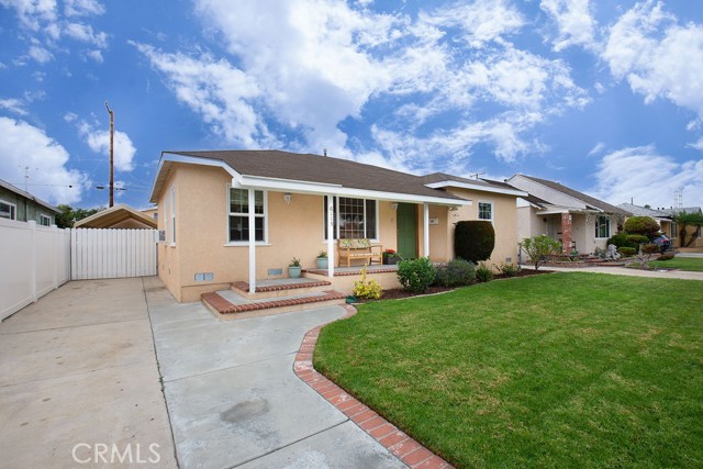 Image 2 for 6113 Graywood Ave, Lakewood, CA 90712
