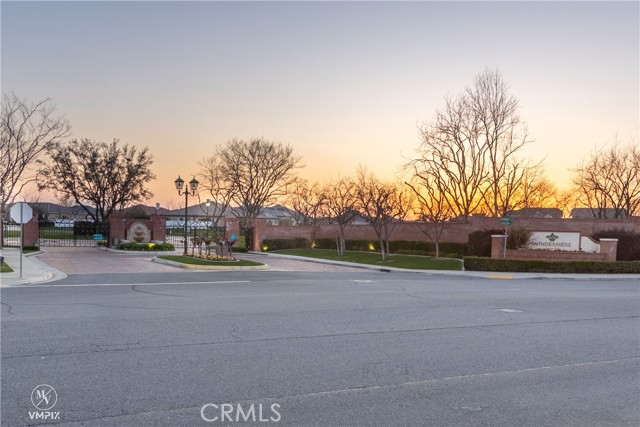 Detail Gallery Image 50 of 60 For 12507 Lincolnshire Dr, Bakersfield,  CA 93311 - 4 Beds | 2 Baths