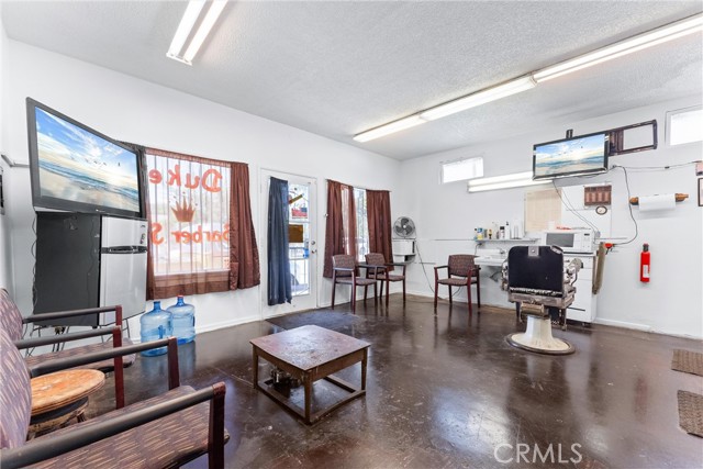 1704 W 2nd Street, Santa Ana CA: https://media.crmls.org/medias/fd400042-109f-4aa0-ba40-afe0fb763793.jpg