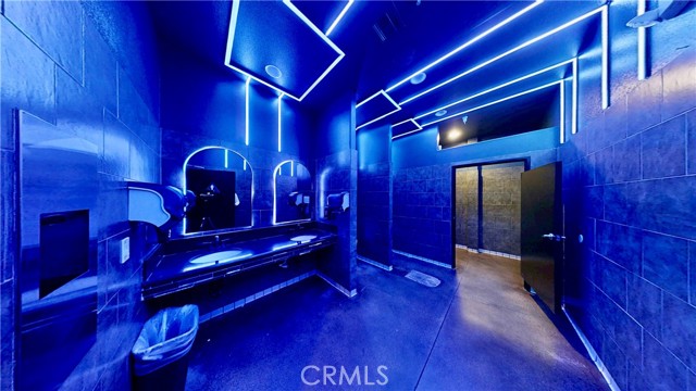 641 W Palmdale Boulevard, Palmdale CA: https://media.crmls.org/medias/fd408d81-0c21-4d2c-9a62-2665c09fe2b7.jpg