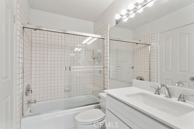 27 Genoa, Laguna Niguel CA: https://media.crmls.org/medias/fd40caf0-7d78-4f1d-a08e-7af11eccf25e.jpg