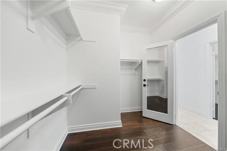 https://media.crmls.org/medias/fd41b0fc-c231-4651-b4e1-96db596d45ff.jpg?preset=X-Large