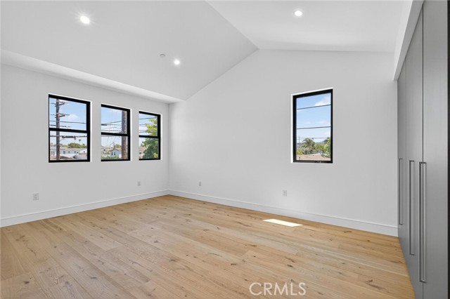 Detail Gallery Image 20 of 50 For 1011 S Prospect Ave, Redondo Beach,  CA 90277 - – Beds | – Baths