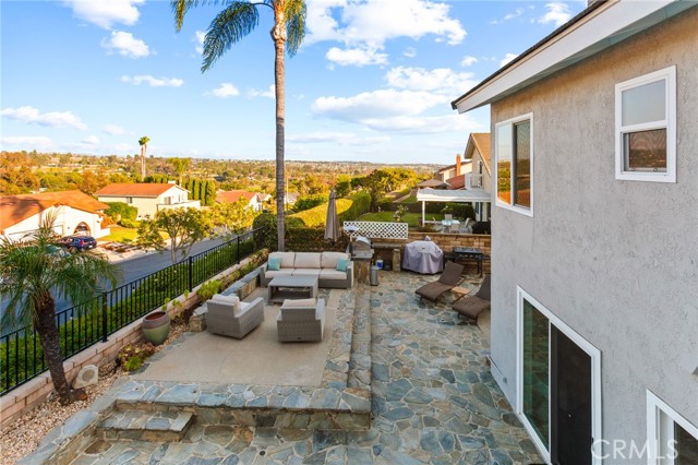 23382 Via Chiripa, Mission Viejo CA: https://media.crmls.org/medias/fd42ad48-246d-487a-b16e-4f0783774fe0.jpg