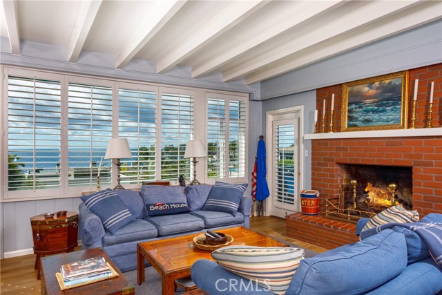Detail Gallery Image 7 of 24 For 960 Cliff Dr, Laguna Beach,  CA 92651 - 3 Beds | 3 Baths