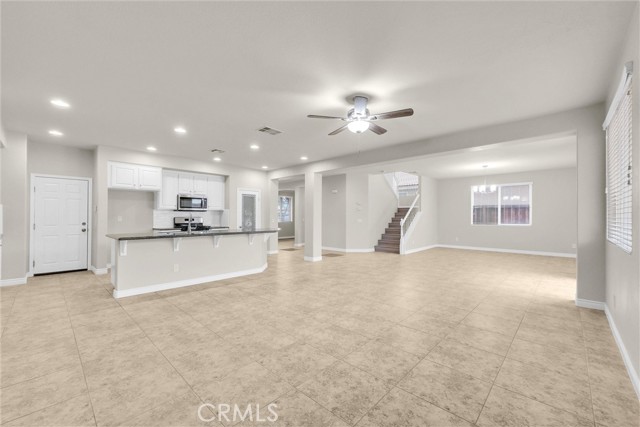 Detail Gallery Image 13 of 39 For 9058 Chimney Rock Ave, Hesperia,  CA 92344 - 4 Beds | 3 Baths