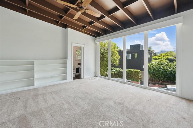3288 Velma Drive, Los Angeles CA: https://media.crmls.org/medias/fd4406c1-1753-470a-84e3-73044d5cccde.jpg