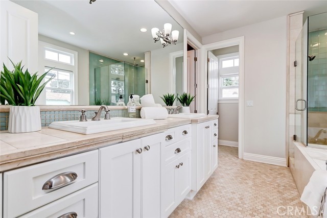 2408 Walnut Avenue, Manhattan Beach, California 90266, 5 Bedrooms Bedrooms, ,3 BathroomsBathrooms,Residential,Sold,Walnut,SB21207694