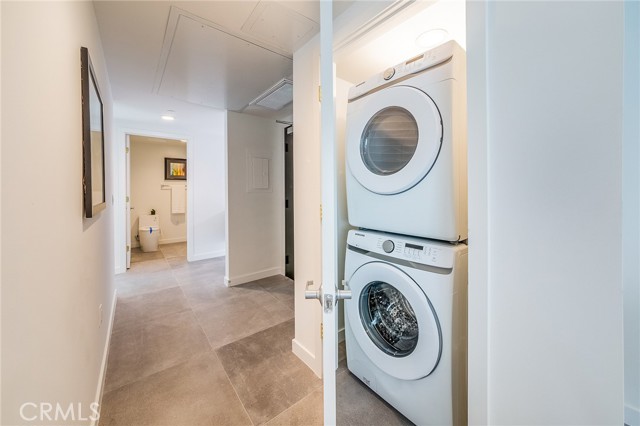 Detail Gallery Image 17 of 19 For 214 Westmoreland #6,  Los Angeles,  CA 90004 - 3 Beds | 2 Baths