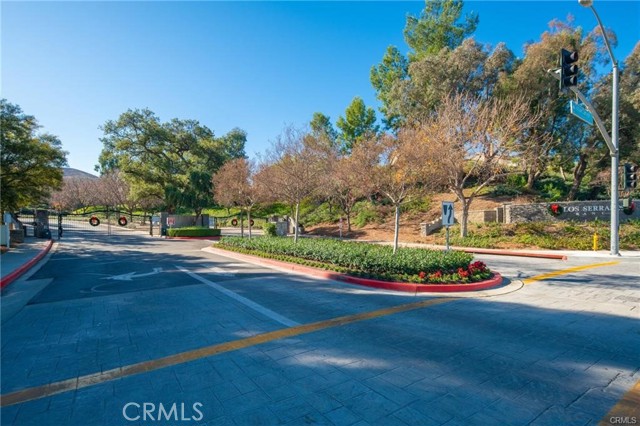 Detail Gallery Image 2 of 34 For 16437 Colebridge Ct, Chino Hills,  CA 91709 - 4 Beds | 2/1 Baths