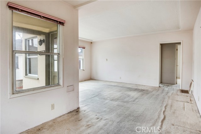 703 Lucia Avenue, Redondo Beach, California 90277, 2 Bedrooms Bedrooms, ,1 BathroomBathrooms,Residential,Sold,Lucia,SB17025295