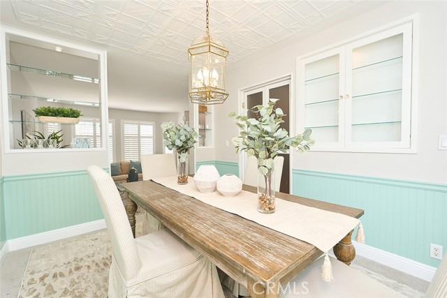 385 Park Avenue, Long Beach CA: https://media.crmls.org/medias/fd455978-5114-4ab7-9774-fb5e58c4cde5.jpg