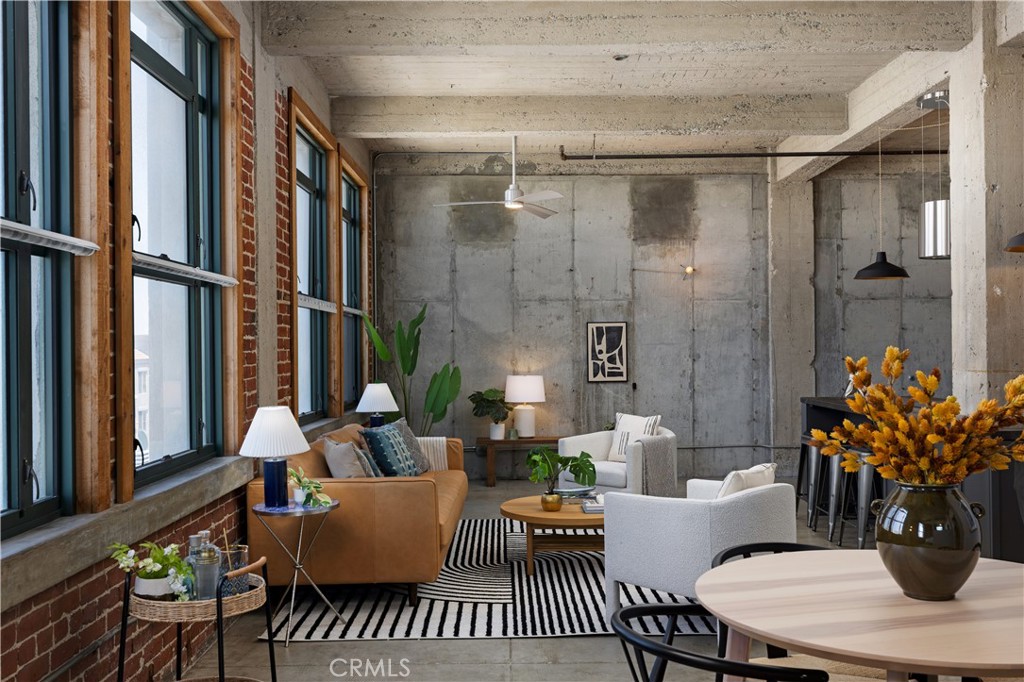100 W 5th Street #5A